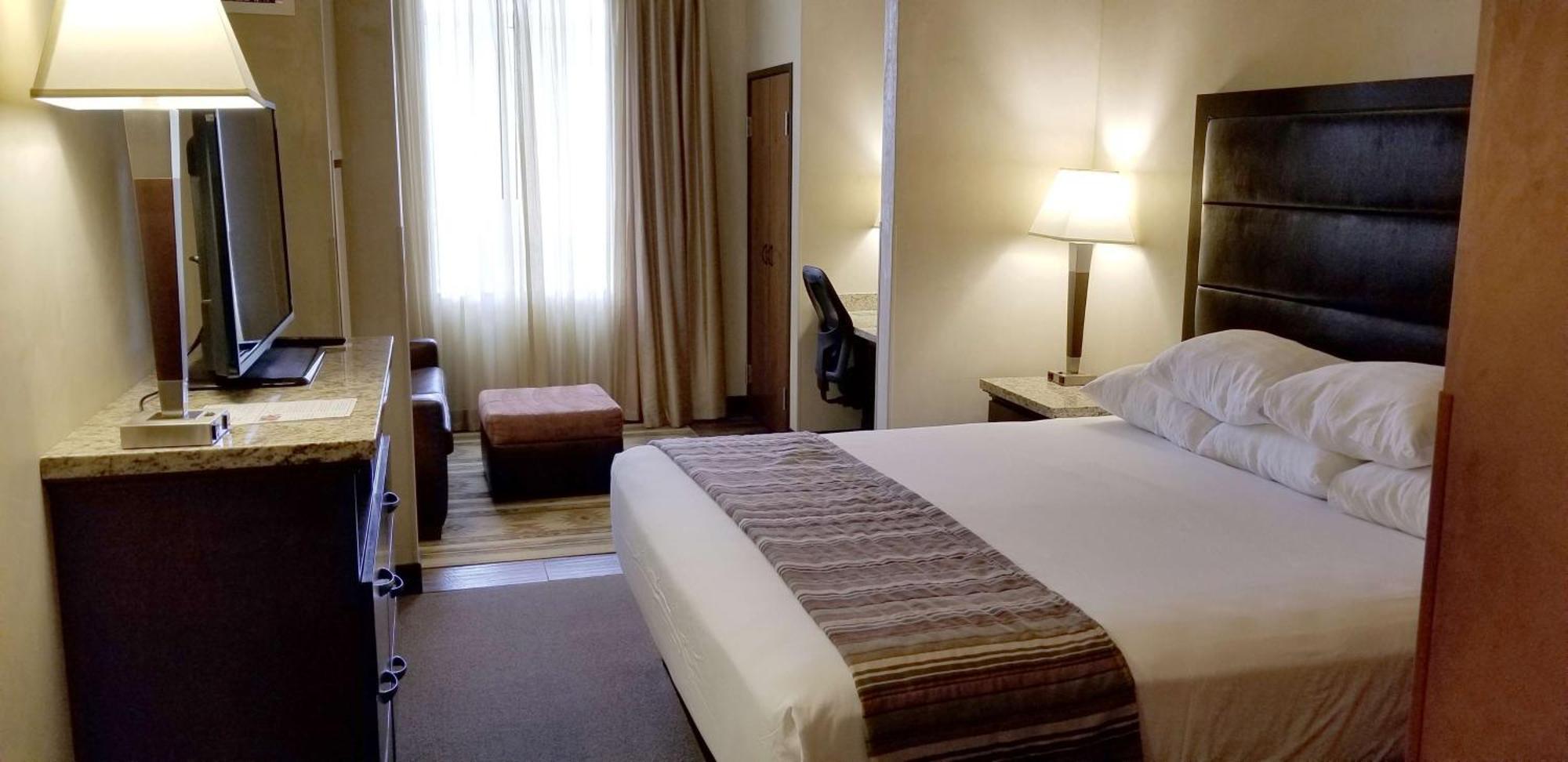 Drury Plaza Hotel In Санта-Фе Экстерьер фото